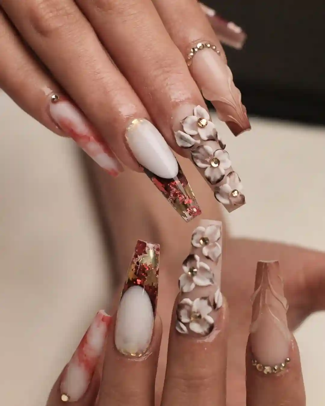 Nail art by Walker